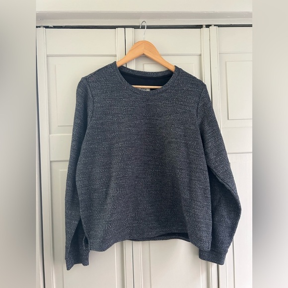 Marine Layer Textured Boxy Sweater in Anthracite Color - Size Large - Picture 4 of 10
